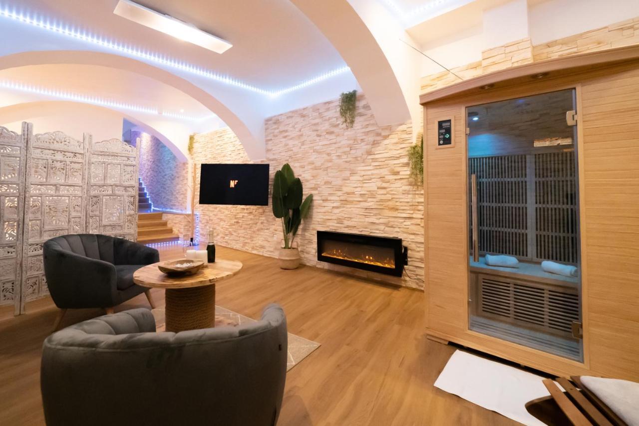 Le Spa De La Cathedrale - Jacuzzi - Sauna - Champagne - Netflix - Wifi Troyes Exterior photo
